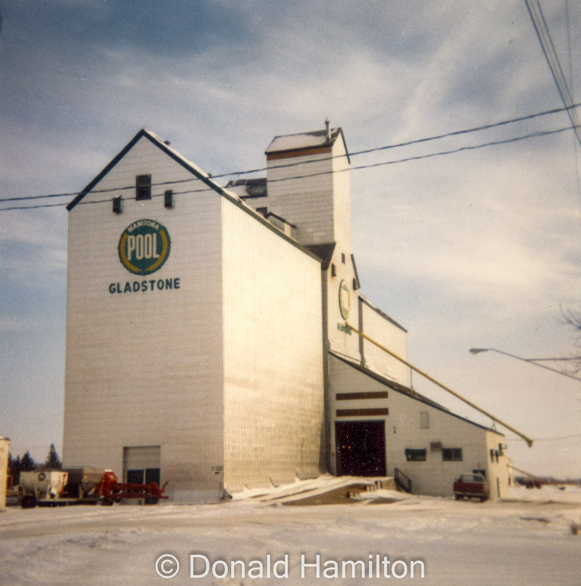 Gladstone – Grain Elevators of Canada