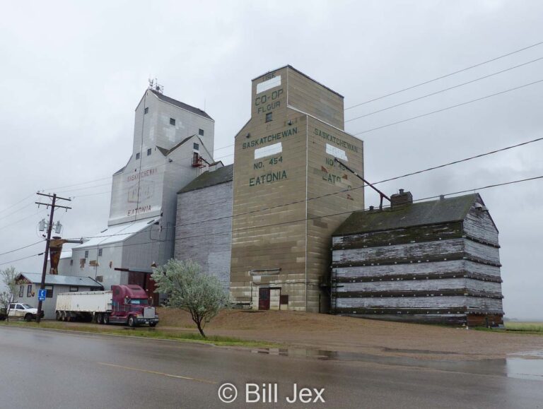 Eatonia – Grain Elevators of Canada