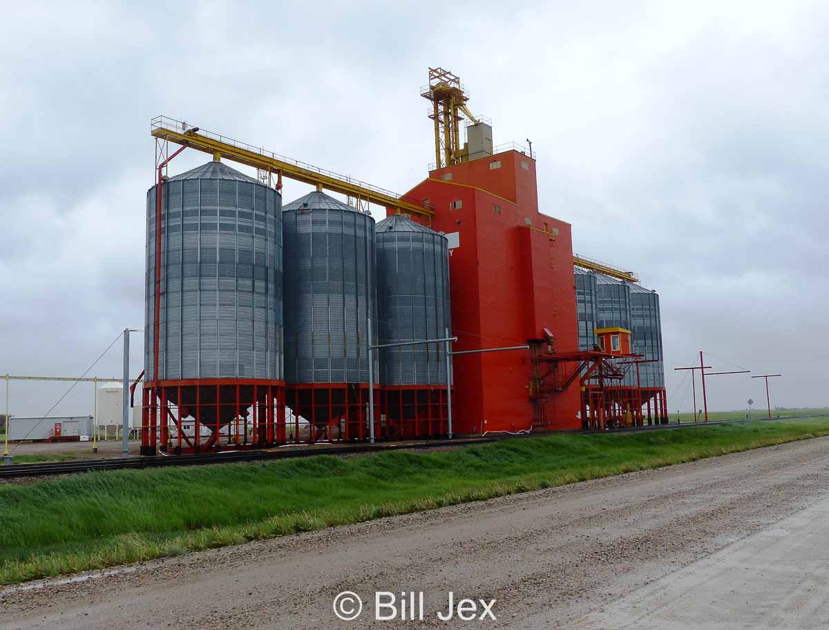 Kindersley – Grain Elevators of Canada